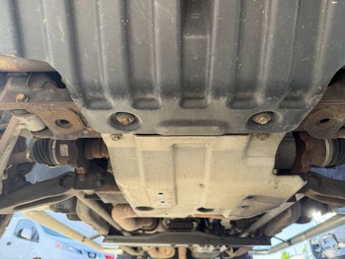 Used 2006 GMC Sierra 2500 W/T w/ Skid Plate Package AWD/4WD image 20