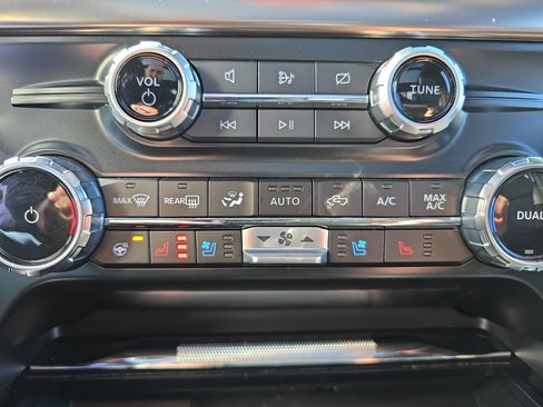 Used 2023 Ford F150 Raptor AWD/4WD image 34