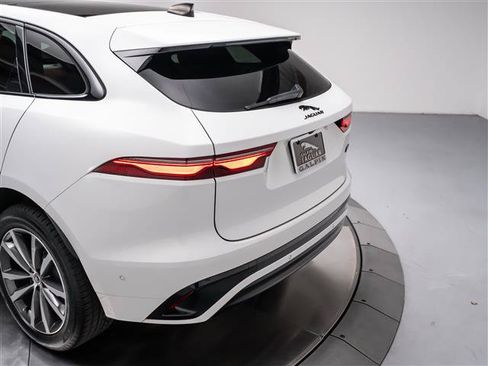 New 2026 Jaguar F-PACE R-Dynamic S AWD/4WD image 30