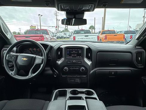 Used 2025 Chevrolet Silverado 1500 W/T w/ WT Value Package AWD/4WD image 20