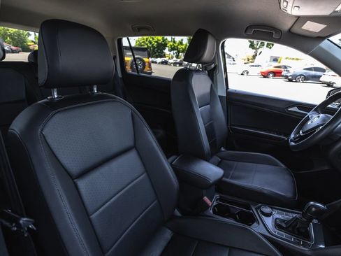 Used 2020 Volkswagen Tiguan SE AWD/4WD image 27