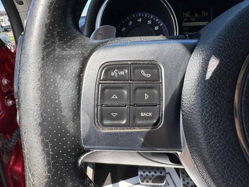 Used 2012 Jeep Grand Cherokee SRT8 w/ Luxury Group II AWD/4WD image 16