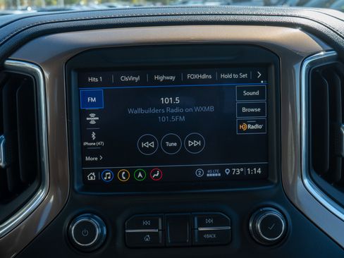 Used 2020 Chevrolet Silverado 3500 High Country image 14