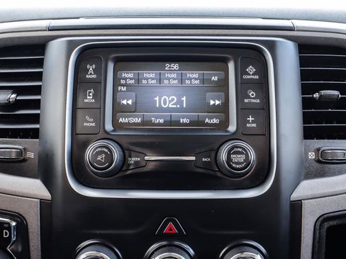 Used 2018 RAM 1500 Express image 29