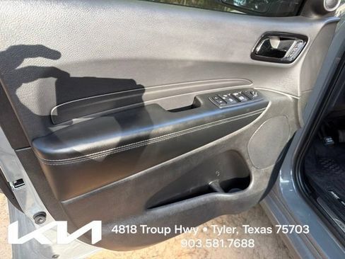 Used 2022 Dodge Durango GT RWD image 15
