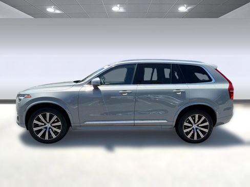 Certified 2025 Volvo XC90 B6 Plus AWD/4WD image 2