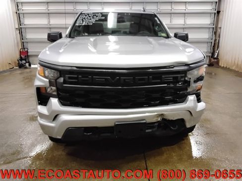 Used 2022 Chevrolet Silverado 1500 Custom AWD/4WD image 7