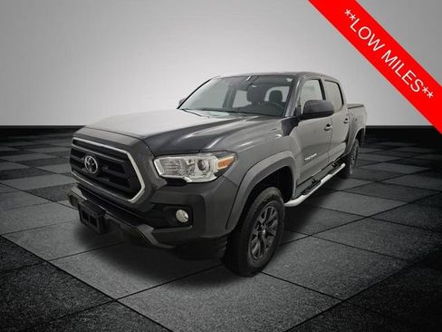 Certified 2023 Toyota Tacoma SR5 AWD/4WD image 3