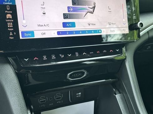 New 2026 Jeep Grand Cherokee L Limited RWD image 28