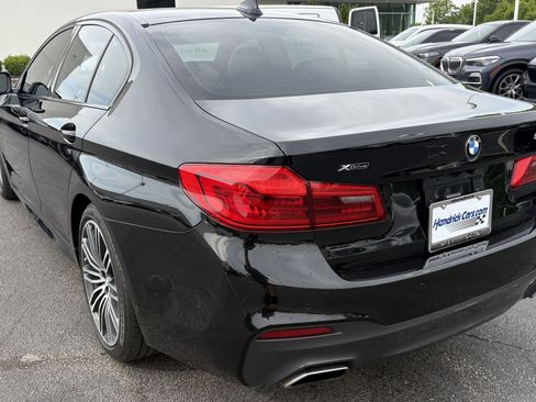 Used 2019 BMW 530i xDrive w/ M Sport Package AWD/4WD image 8