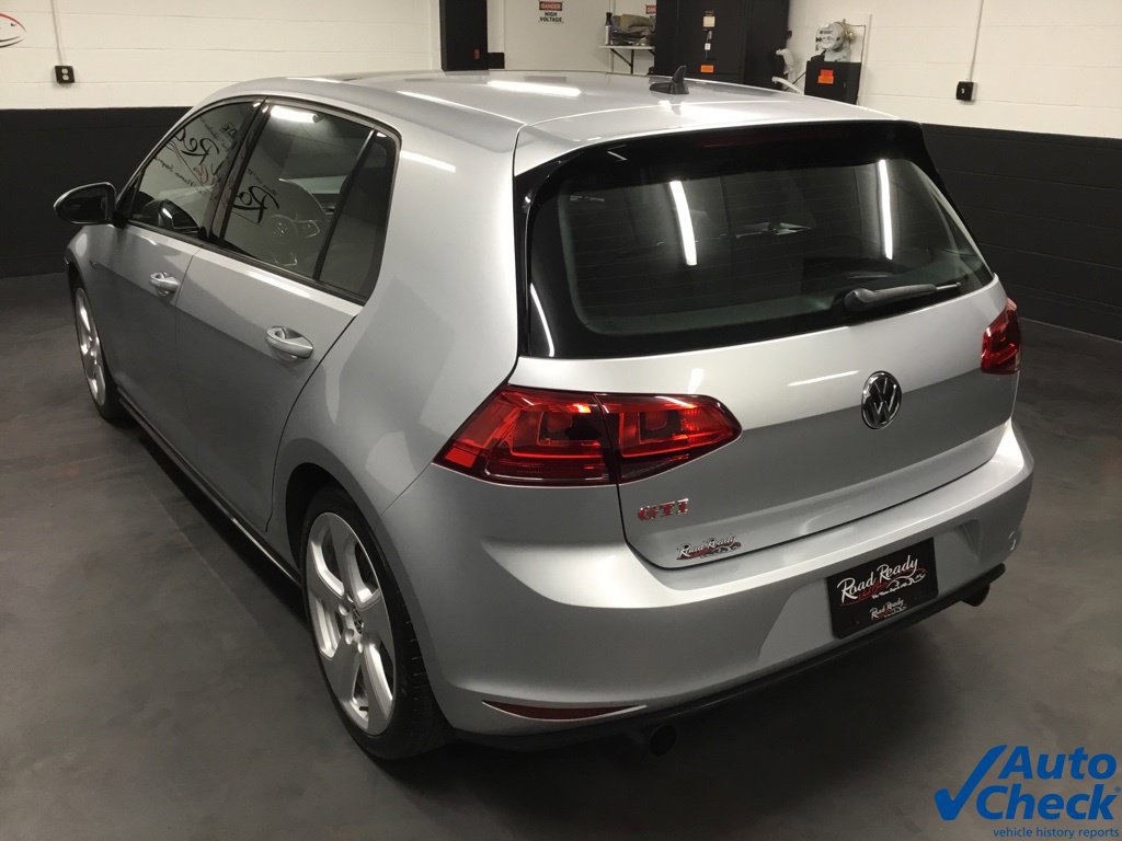 Used 2017 Volkswagen GTI SE FWD image 7