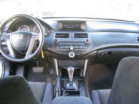 Used 2008 Honda Accord LX image 15