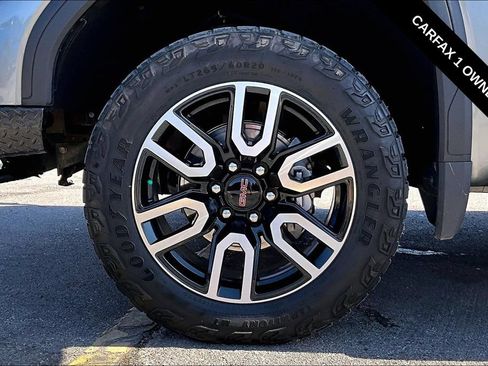 Used 2024 GMC Sierra 1500 AT4 AWD/4WD image 32