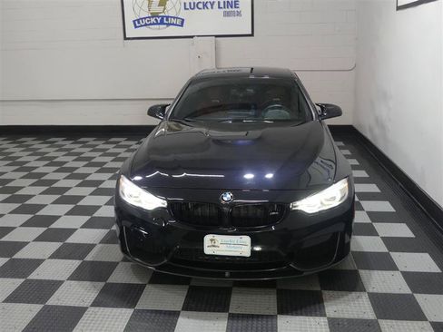 Used 2017 BMW M4 Convertible RWD image 3