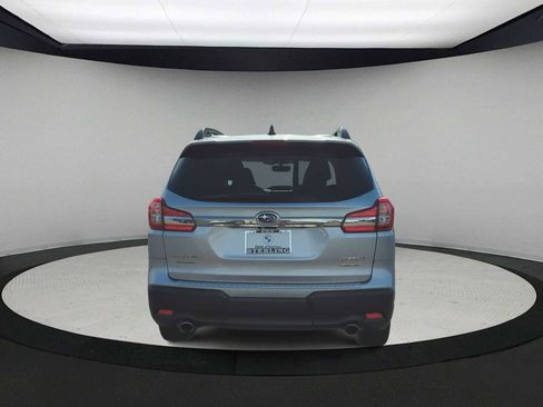 Used 2022 Subaru Ascent Limited w/ Technology Package image 7