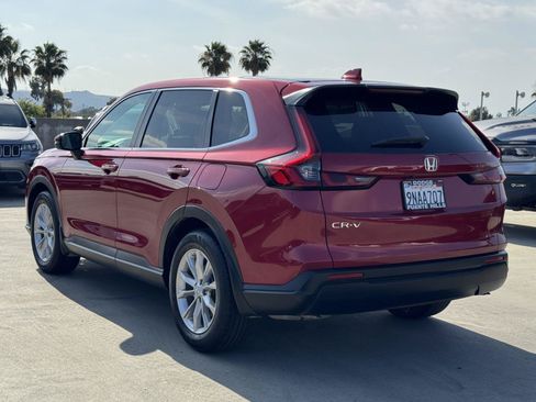 Used 2025 Honda CR-V EX image 4