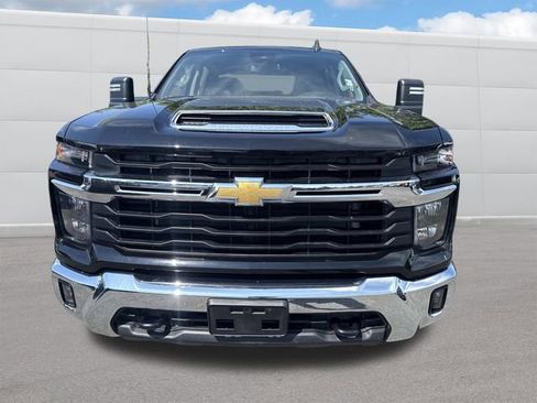 Used 2025 Chevrolet Silverado 2500 LT w/ Convenience Package AWD/4WD image 12