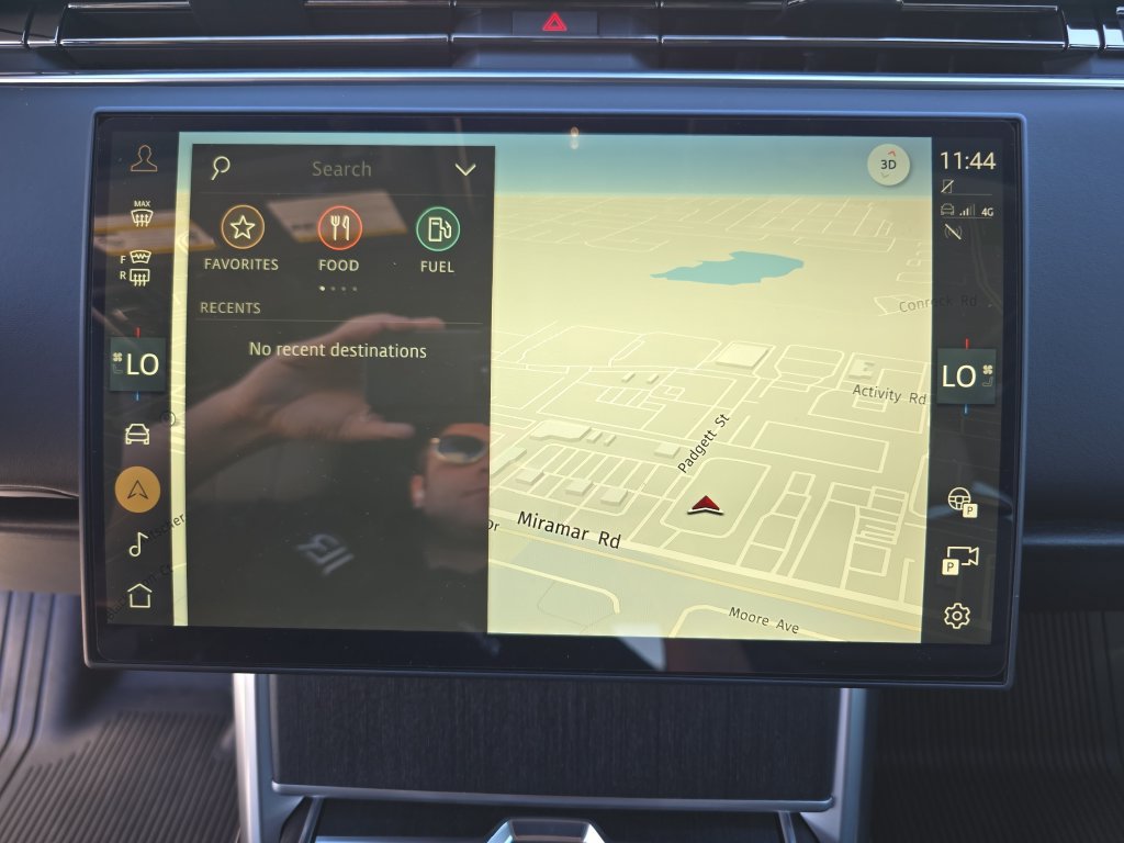 New 2027 Land Rover Range Rover SE AWD/4WD image 23