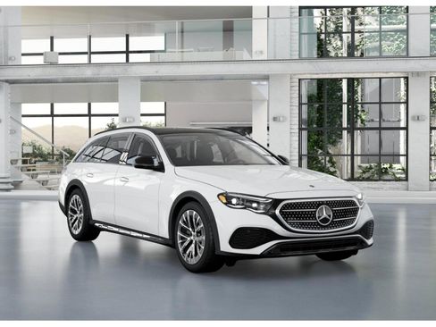 New 2025 Mercedes-Benz E 450 4MATIC All-Terrain Wagon image 8