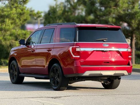 Used 2020 Ford Expedition XLT w/ Equipment Group 201A RWD image 10