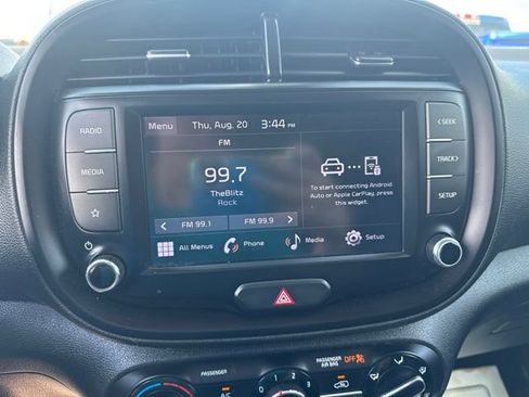Used 2022 Kia Soul LX w/ Technology Package FWD image 23