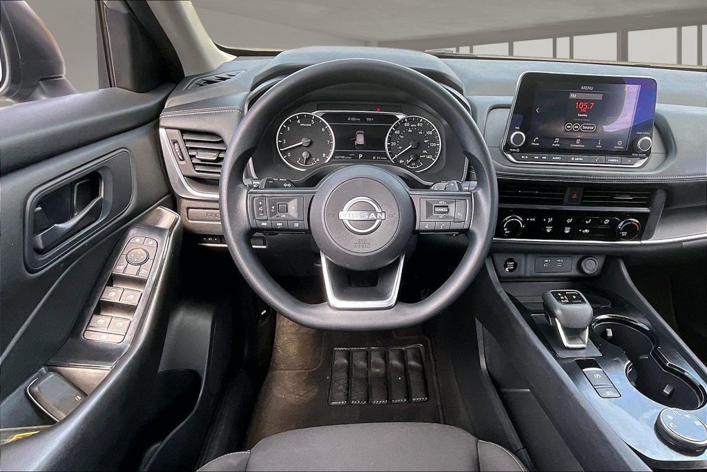 Used 2024 Nissan Rogue S AWD/4WD image 8