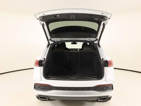 Certified 2025 Audi Q5 2.0T Premium Plus w/ Premium Plus image 24