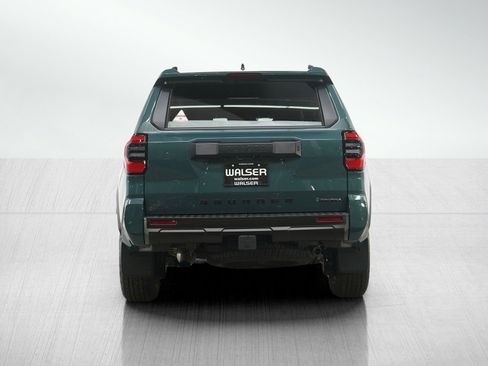 Used 2025 Toyota 4Runner TRD Off-Road Premium AWD/4WD image 5