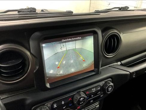 Used 2021 Jeep Wrangler Unlimited Sport AWD/4WD image 14