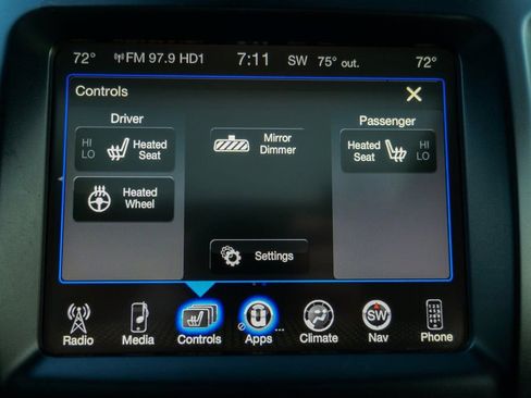 Used 2017 Jeep Cherokee Limited image 52