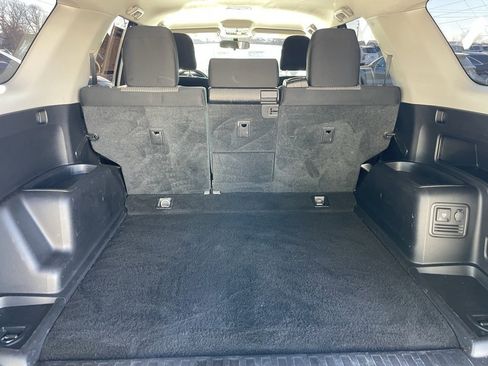 Used 2018 Toyota 4Runner SR5 image 26