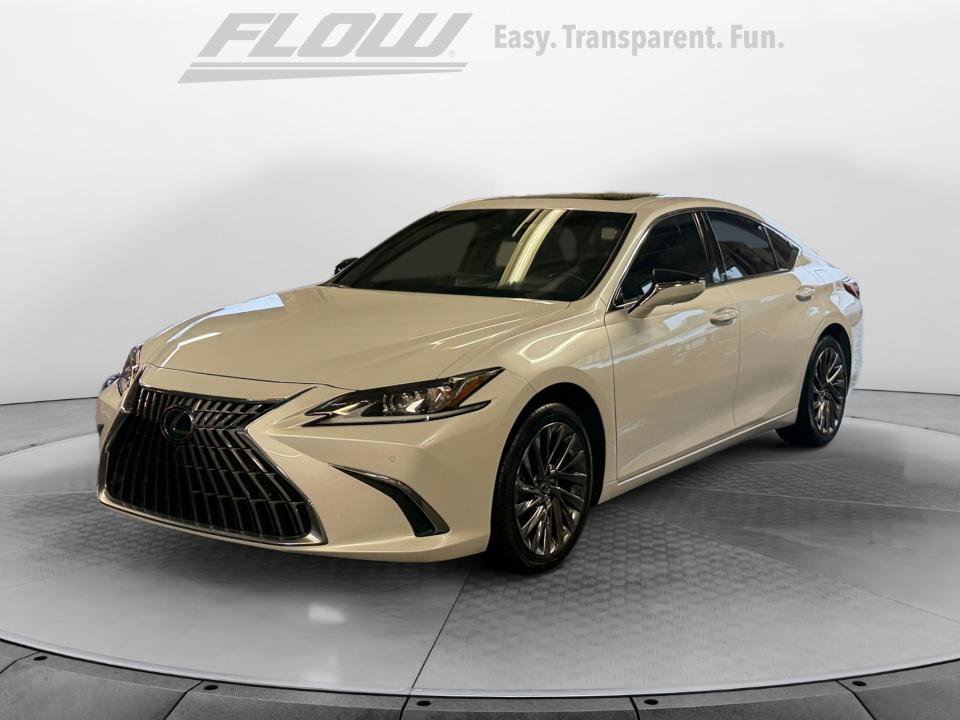 Used 2025 Lexus ES 300h w/ Technology Package FWD image 4
