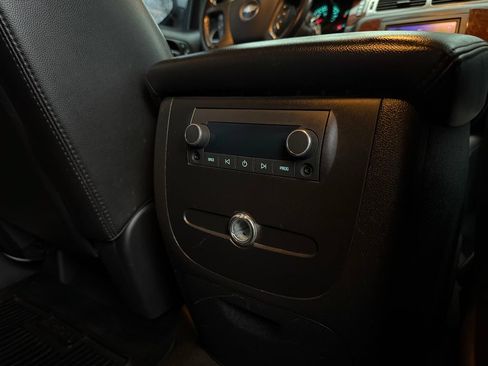 Used 2007 Chevrolet Silverado 1500 LTZ w/ Safety Package AWD/4WD image 22