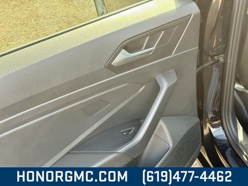 Used 2024 Volkswagen Jetta SE image 20