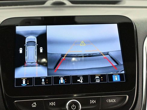 Used 2022 Chevrolet Equinox Premier FWD image 24