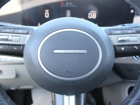 Used 2024 Hyundai Kona SEL FWD image 25