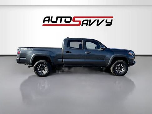 Used 2020 Toyota Tacoma TRD Off-Road w/ Technology Package AWD/4WD image 8