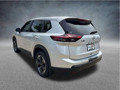Used 2025 Nissan Rogue SV FWD image 7