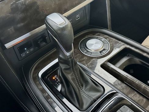 Used 2023 Nissan Armada Platinum w/ Captain's Chairs Package image 17