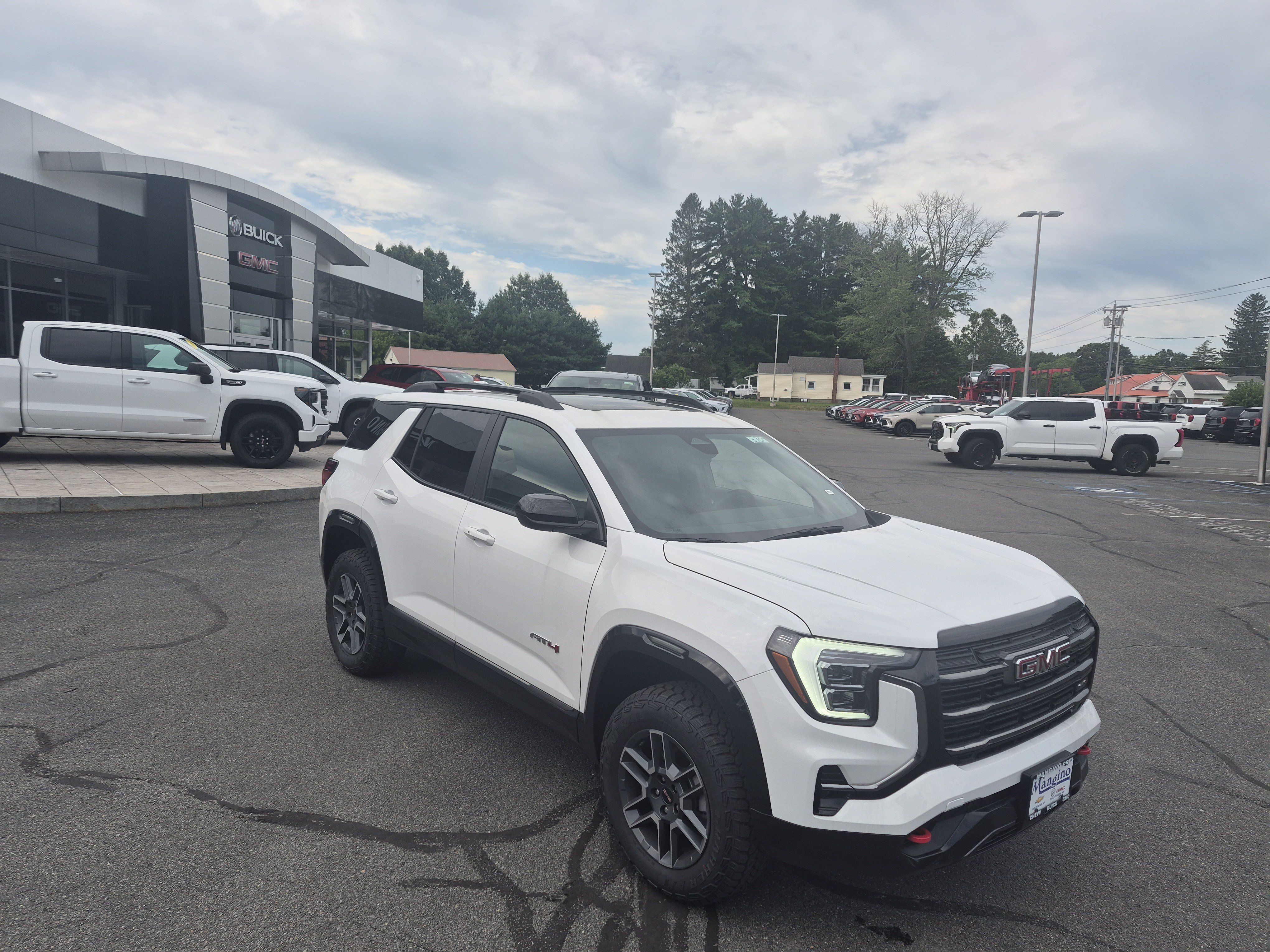 Used 2026 GMC Terrain AT4 AWD/4WD image 7