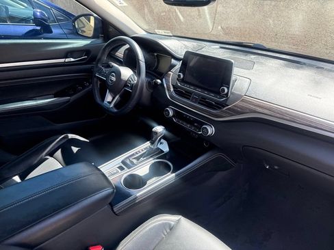 Used 2020 Nissan Altima 2.5 Platinum FWD image 26