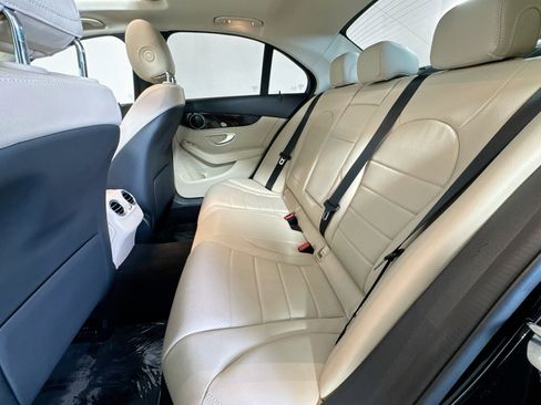Used 2020 Mercedes-Benz C 300 Sedan image 23