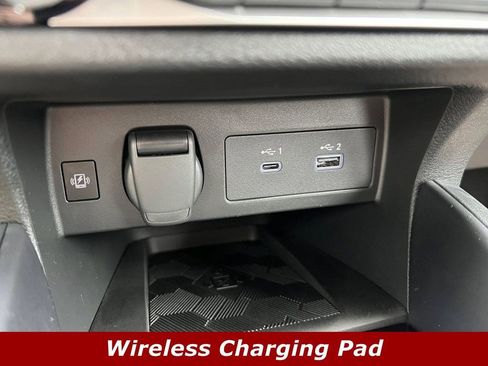 Certified 2025 Nissan Versa SR w/ Trunk Package FWD image 10
