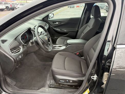 Used 2024 Chevrolet Malibu LT image 18