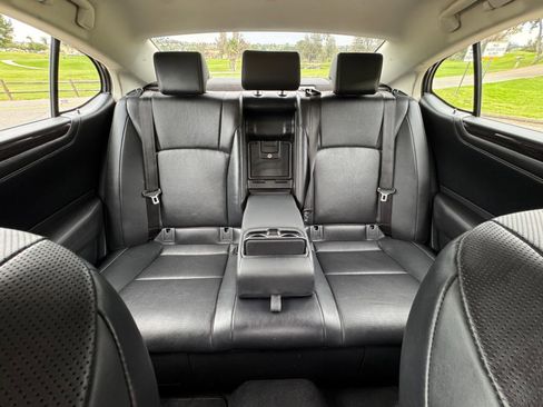 Used 2019 Lexus ES 300h w/ Premium Package image 21