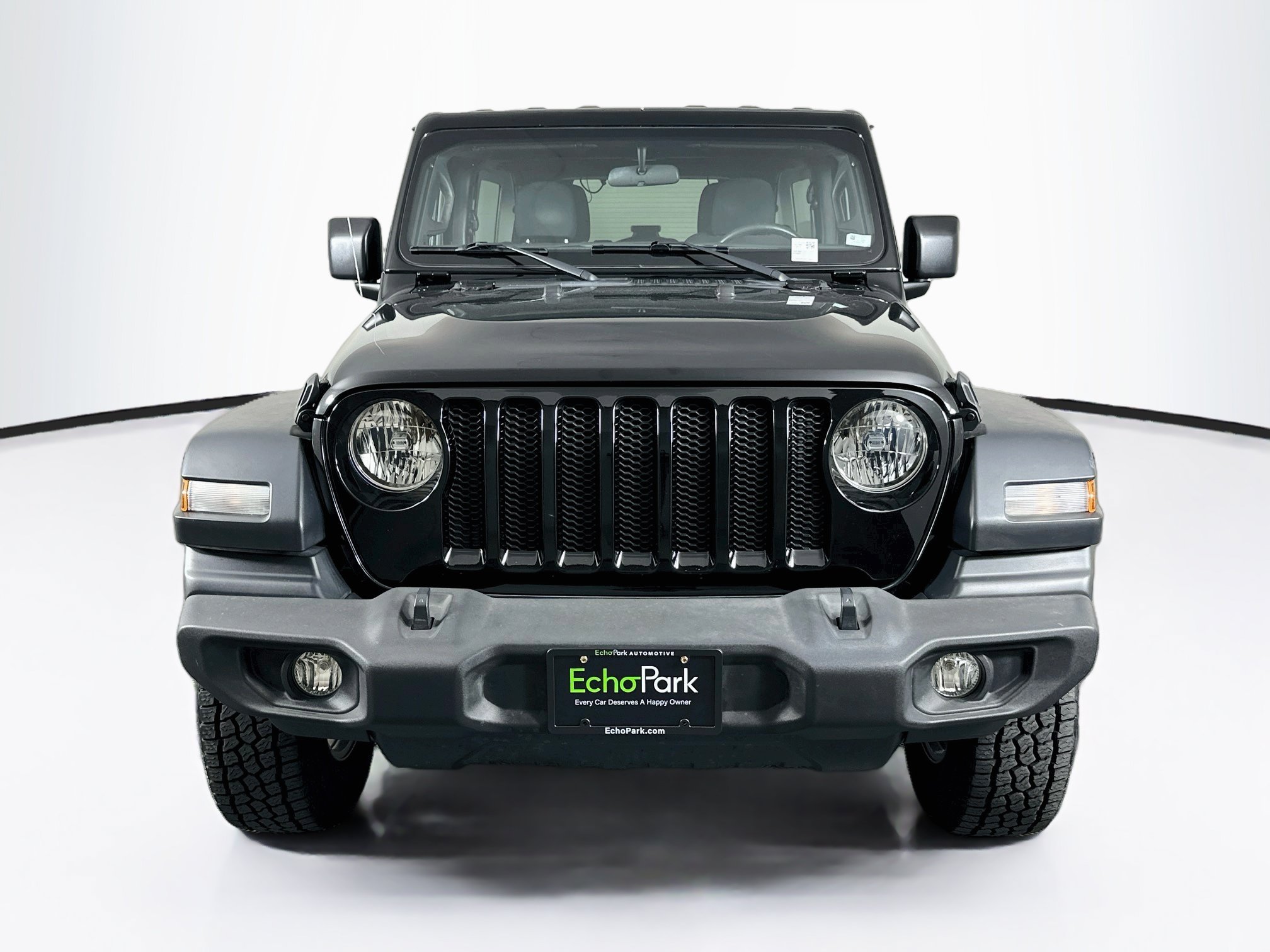 Used 2018 Jeep Wrangler Unlimited Sport S AWD/4WD image 2