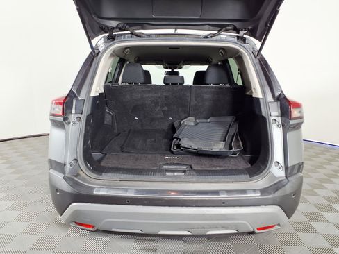 Used 2021 Nissan Rogue SV FWD image 8