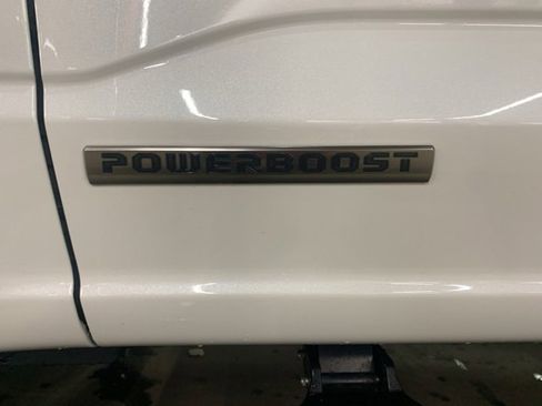 New 2025 Ford F150 Platinum w/ Equipment Group 702A High image 18