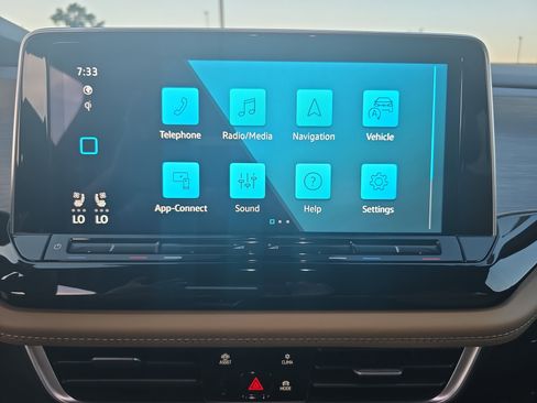 New 2025 Volkswagen Atlas Cross Sport SE image 22