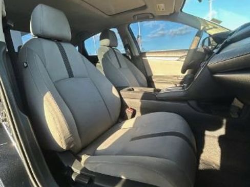 Used 2016 Honda Civic EX-T image 9